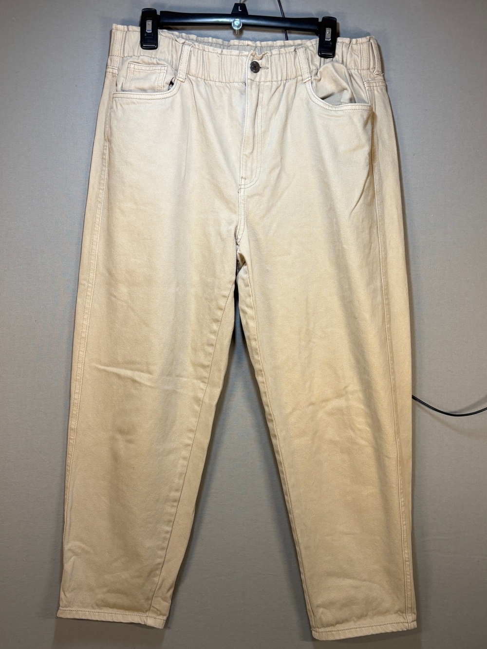 HM Women’s High Waisted Baggy Mom Beige Jeans Size 12